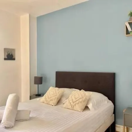 Le Familial - Appt Spacieux 3ch Proche Calais