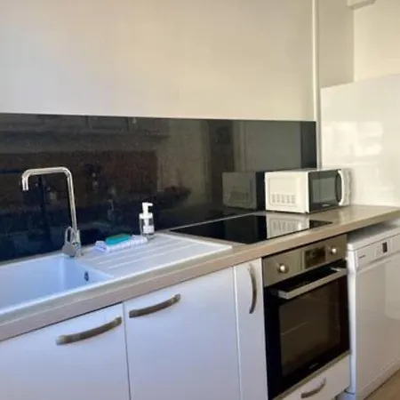 Le Familial - Appt Spacieux 3ch Proche Calais